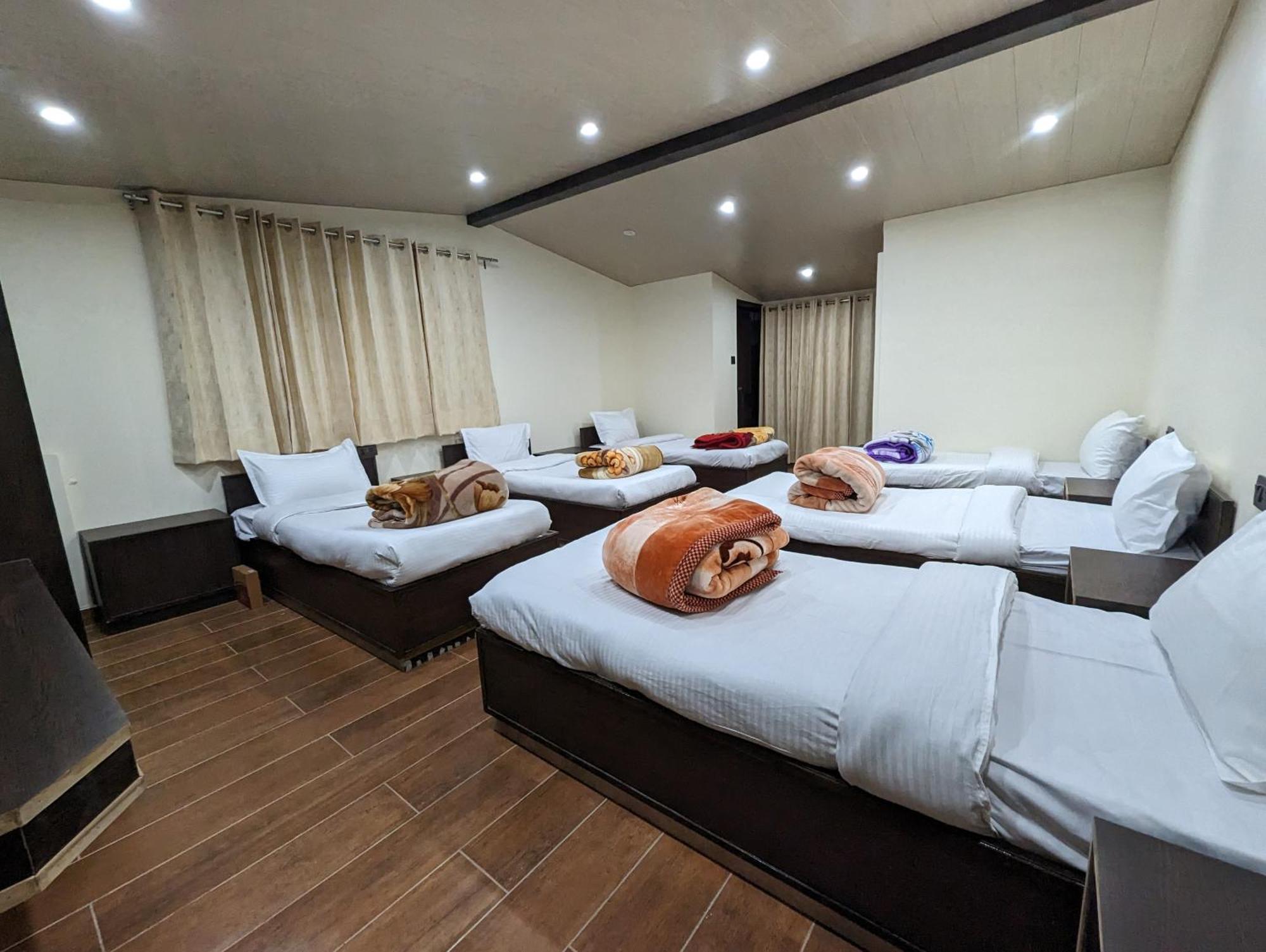 Bed and Breakfast Himalayan Hideaway Шімла Екстер'єр фото