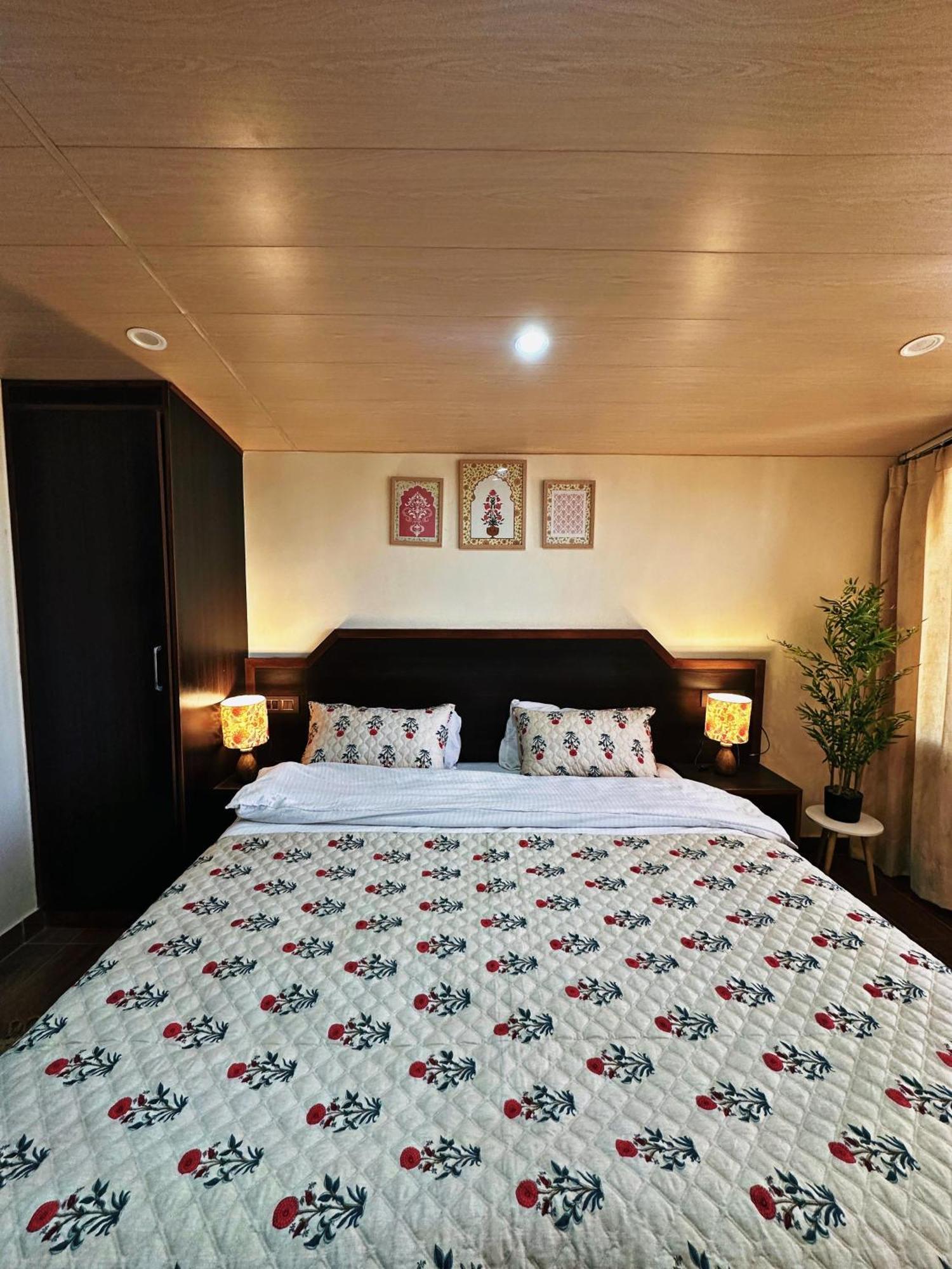 Bed and Breakfast Himalayan Hideaway Шімла Екстер'єр фото